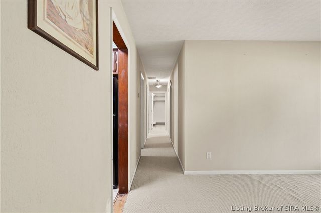 1715 Allentown Road, Sellersburg, IN 47172