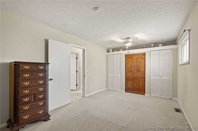 1715 Allentown Road, Sellersburg, IN 47172