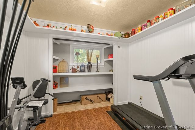 1715 Allentown Road, Sellersburg, IN 47172