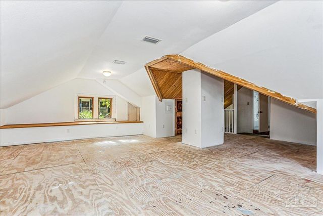 1011 N Reus St, Pensacola, FL 32501