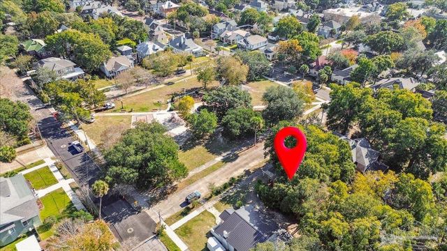 1011 N Reus St, Pensacola, FL 32501