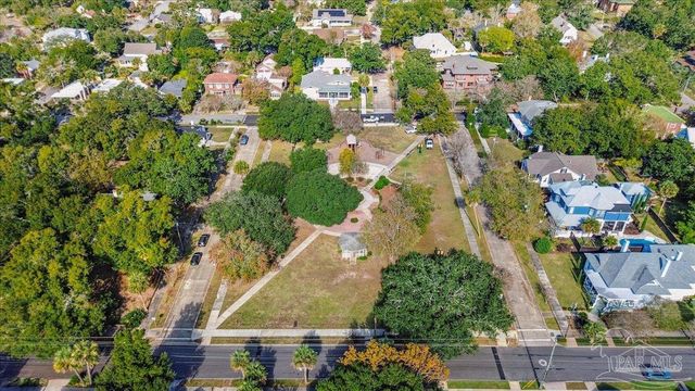 1011 N Reus St, Pensacola, FL 32501