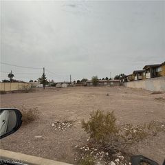 425 Hunter Drive, Henderson, NV 89011