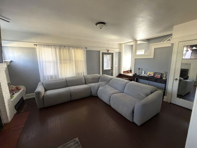 1036 N Winnebago Street, Rockford, IL 61103