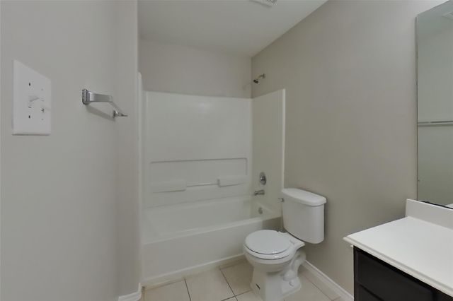 8515 Bartletts Harbor Court, Houston, TX 77040