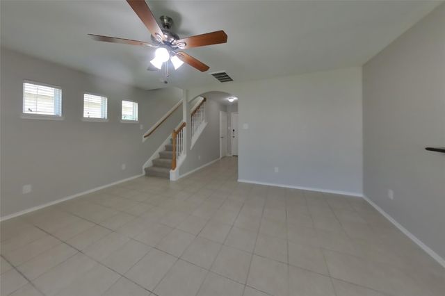 8515 Bartletts Harbor Court, Houston, TX 77040