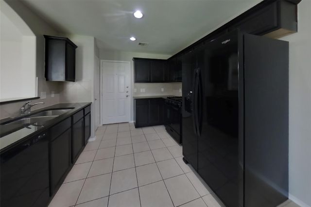 8515 Bartletts Harbor Court, Houston, TX 77040