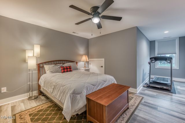 100 Canterbury Place, Bristol, TN 37620