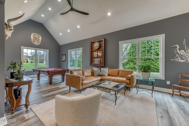 100 Canterbury Place, Bristol, TN 37620