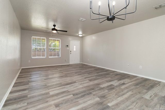 11614 Oak Maple, San Antonio, TX 78254