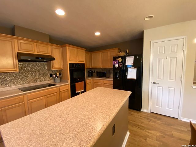 7915 Colonia, San Antonio, TX 78254
