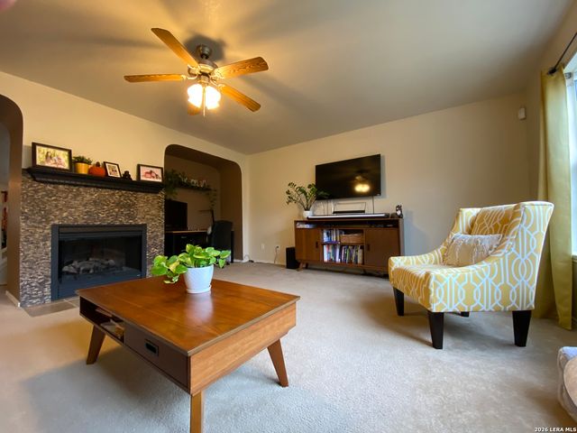 7915 Colonia, San Antonio, TX 78254
