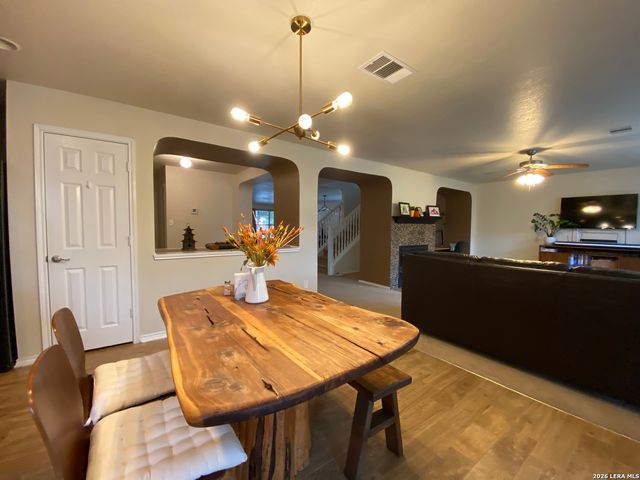 7915 Colonia, San Antonio, TX 78254