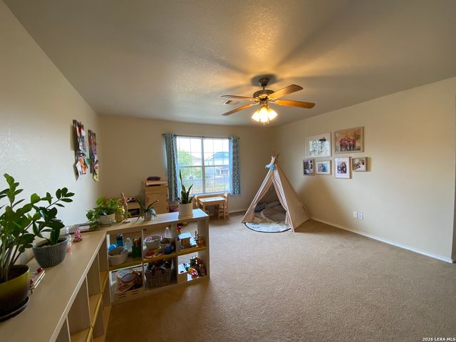 7915 Colonia, San Antonio, TX 78254