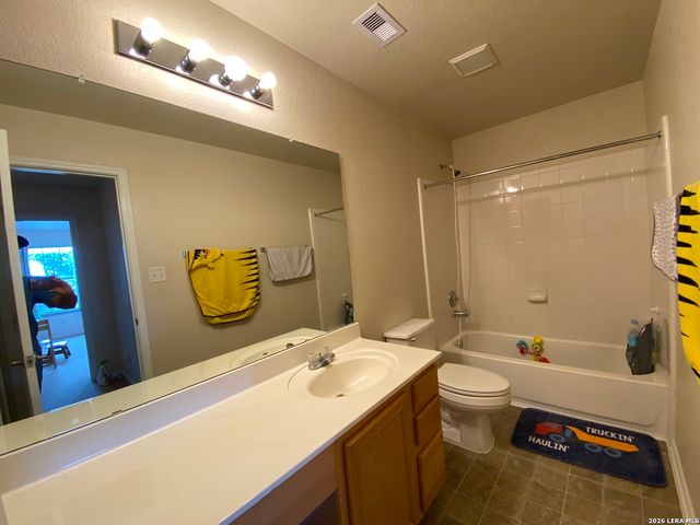 7915 Colonia, San Antonio, TX 78254