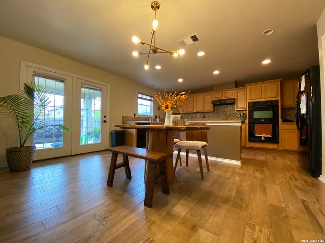 7915 Colonia, San Antonio, TX 78254