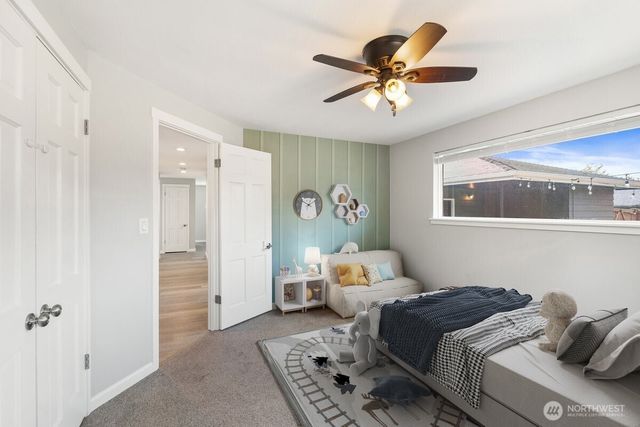 26324 SE 426th Street, Enumclaw, WA 98022