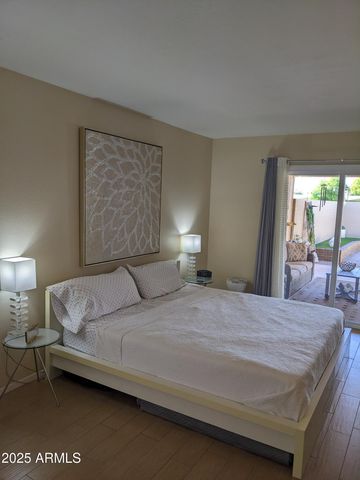 10585 W PALMERAS Drive H, Sun City, AZ 85373