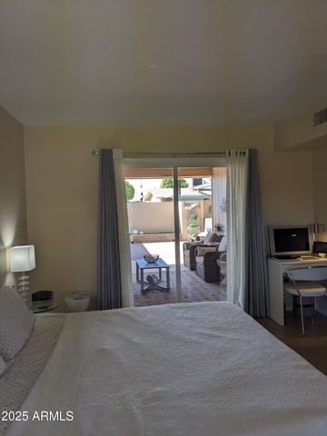 10585 W PALMERAS Drive H, Sun City, AZ 85373