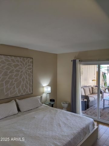 10585 W PALMERAS Drive H, Sun City, AZ 85373