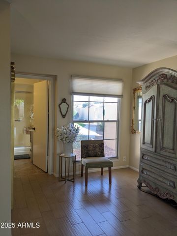 10585 W PALMERAS Drive H, Sun City, AZ 85373