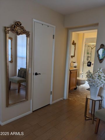 10585 W PALMERAS Drive H, Sun City, AZ 85373