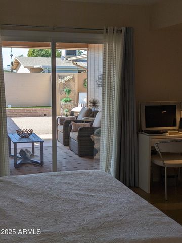 10585 W PALMERAS Drive H, Sun City, AZ 85373