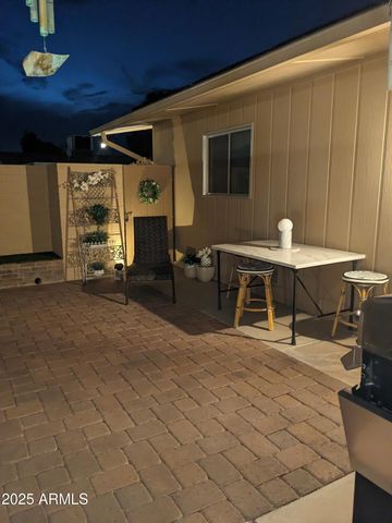 10585 W PALMERAS Drive H, Sun City, AZ 85373