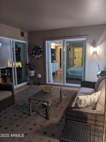 10585 W PALMERAS Drive H, Sun City, AZ 85373