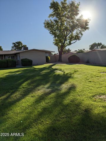 10585 W PALMERAS Drive H, Sun City, AZ 85373