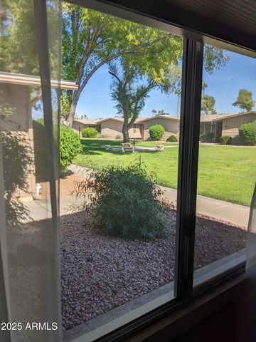 10585 W PALMERAS Drive H, Sun City, AZ 85373