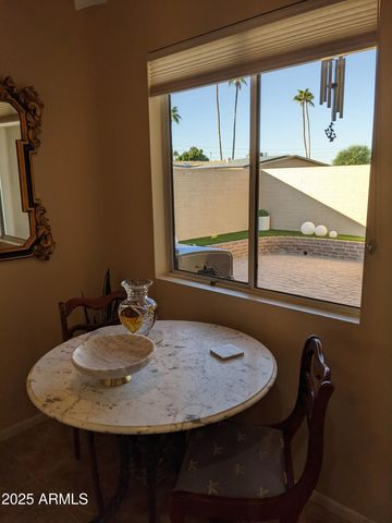 10585 W PALMERAS Drive H, Sun City, AZ 85373