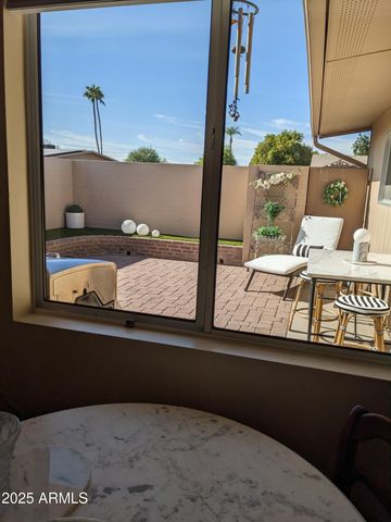 10585 W PALMERAS Drive H, Sun City, AZ 85373