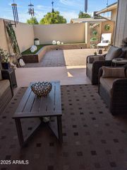 10585 W PALMERAS Drive H, Sun City, AZ 85373