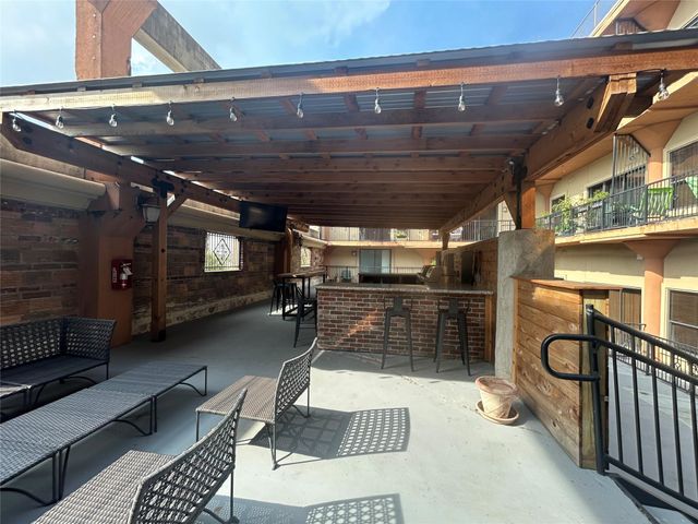 2205 Mckinney Street 309, Houston, TX 77003