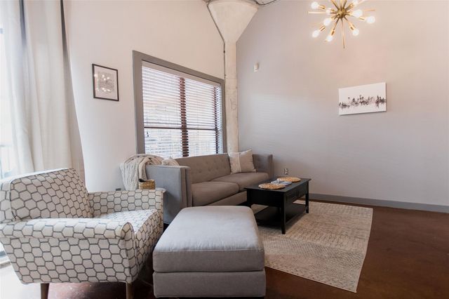 2205 Mckinney Street 309, Houston, TX 77003