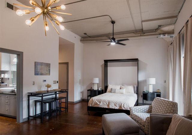 2205 Mckinney Street 309, Houston, TX 77003