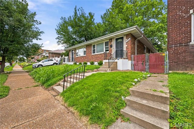 3236 S Compton Avenue, St Louis, MO 63118