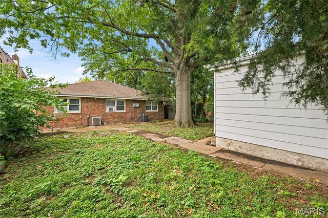 3236 S Compton Avenue, St Louis, MO 63118