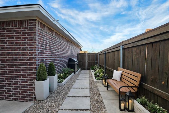 12102 Savannah Avenue, Lubbock, TX 79424