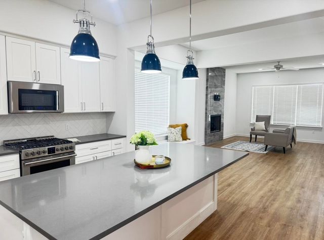 12102 Savannah Avenue, Lubbock, TX 79424