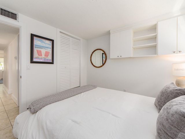 241 SKIFF POINT 1, Clearwater Beach, FL 33767