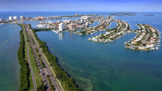 241 SKIFF POINT 1, Clearwater Beach, FL 33767