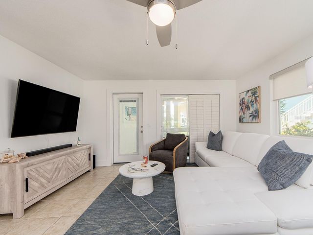 241 SKIFF POINT 1, Clearwater Beach, FL 33767