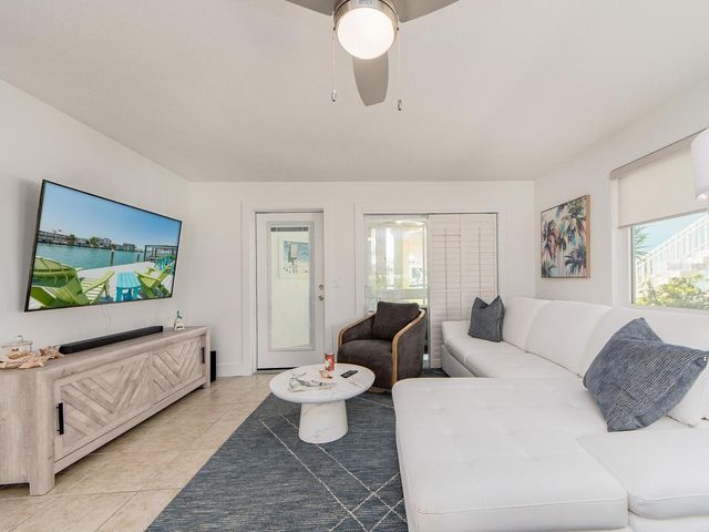 241 SKIFF POINT 1, Clearwater Beach, FL 33767