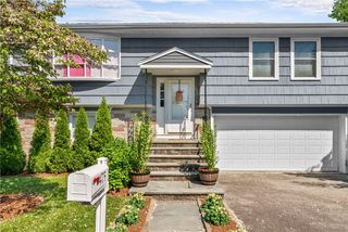 475 Elmgrove Avenue, Providence, RI 02906