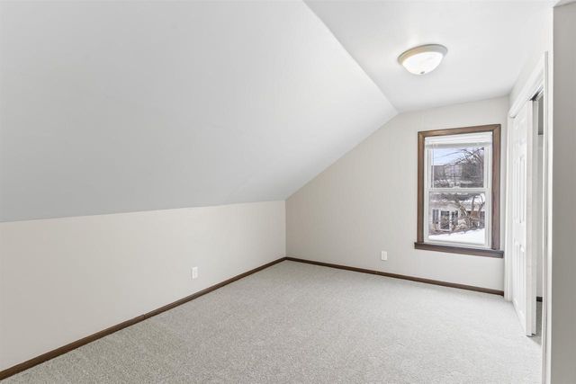 713 JEFFERSON STREET, Little Chute, WI 54140