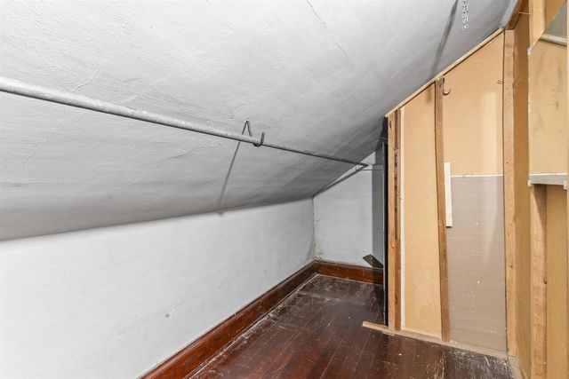 713 JEFFERSON STREET, Little Chute, WI 54140