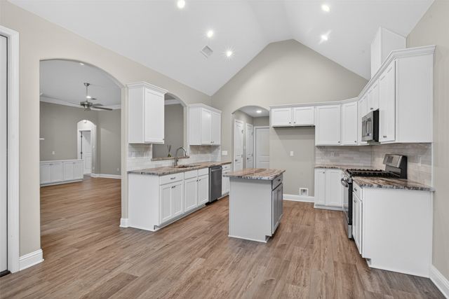 8128 Myrtlewood, Greenwood, LA 71033