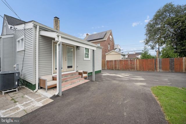 1103 DUNDALK AVE, Baltimore, MD 21224